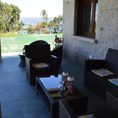 Preciosa Casa Con Aparcamiento A 1km De La Toja Сasa de vacaciones O Grove